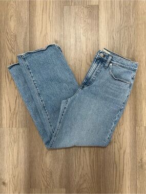 Madewell Perfect Vintage Wide Leg Dolphin Hem Jeans Reymond Wash Size 28 NJ190